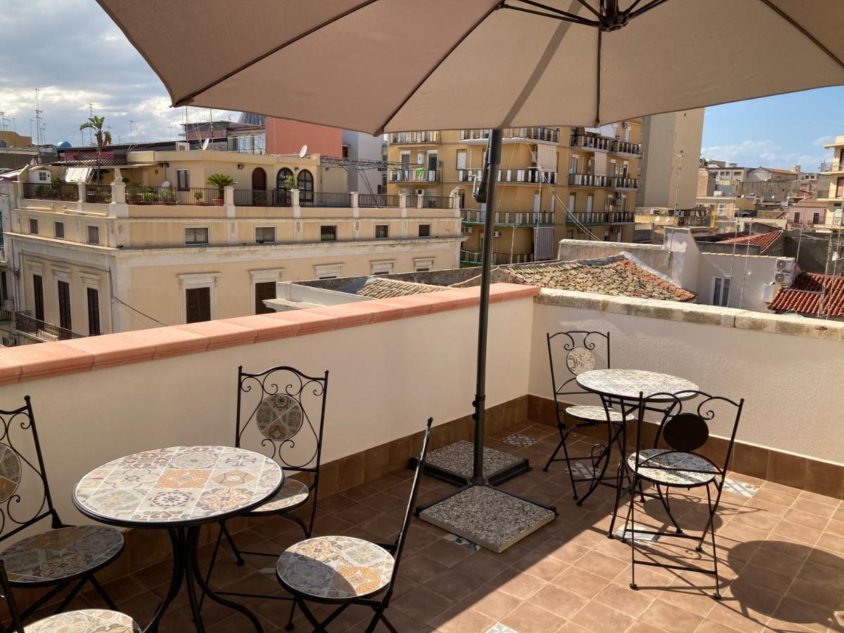 Casa Gaudi Lägenhet Syrakusa Exteriör bild