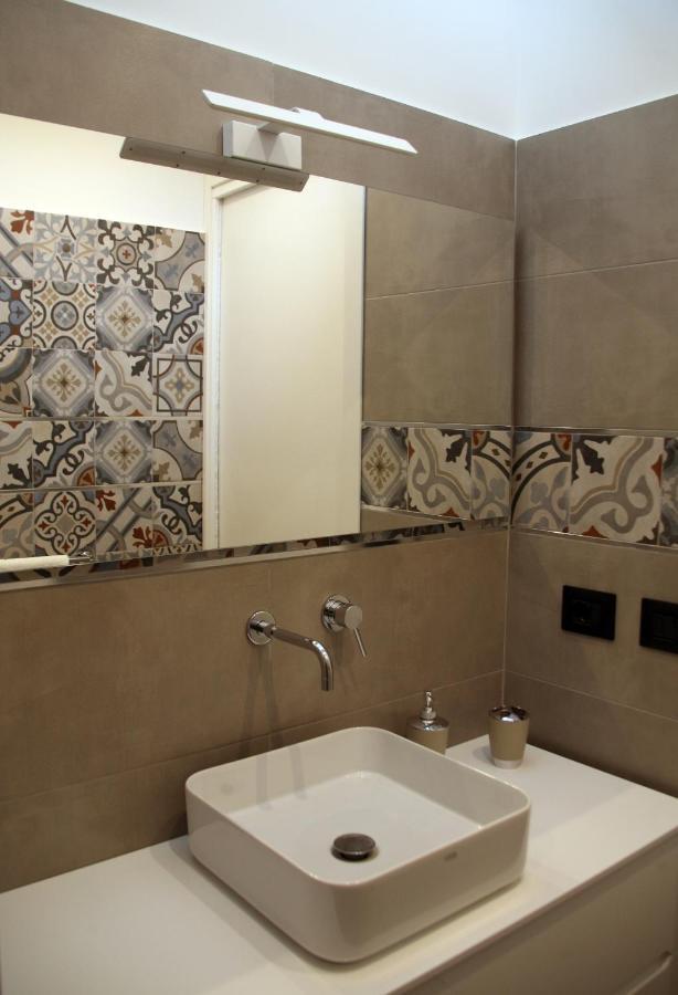 Casa Gaudi Lägenhet Syrakusa Exteriör bild